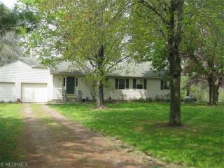20856 Foster Rd, Rochester, OH 44090-9654