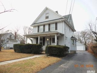 7 Prospect Ave, Canaan Lake NY  11772-3209 exterior