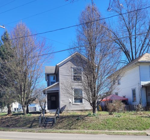 762 Dryden Rd, Zanesville OH  43701-4712 exterior