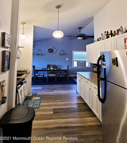 1009 Inland Rd, Lacey NJ  08731-5209 exterior