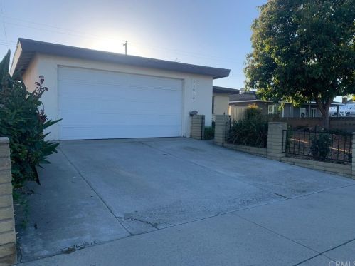 21913 Vera St, Long Beach, CA 90745-2351