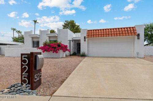 525 Calavar Rd, Phoenix, AZ 85022-4722
