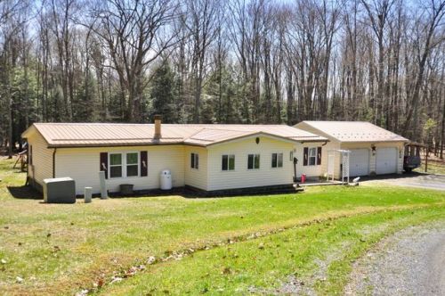 223 Hemlock Rd, Allport, PA 16821-9721