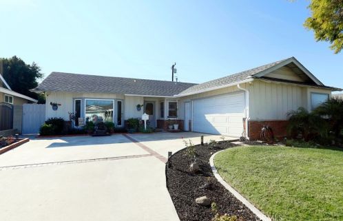 2622 Jacaranda Ave, Orange, CA 92867-6225