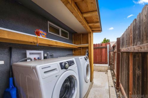 4762 Castle Ave, San Diego CA  92105-2913 exterior