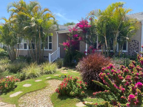 4540 48th St, San Diego, CA 92115-3235