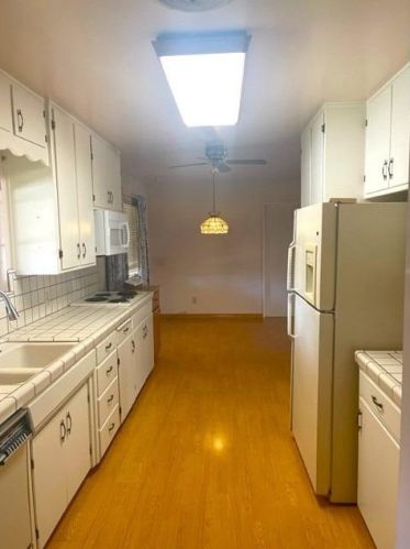305 Lelah Ave, Modesto, CA 95350-4415