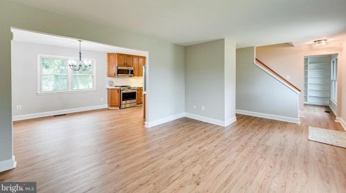 626 Worchester St, Herndon VA  20170-3139 exterior