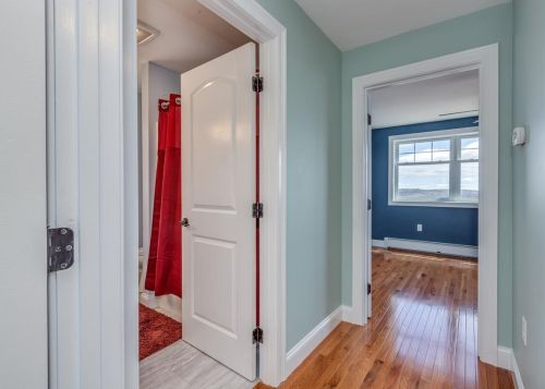 875 Valley Rd, Washington NH  03280-3122 exterior