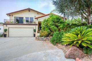 10857 Meadow Glen Way, Escondido, CA 92026-7002