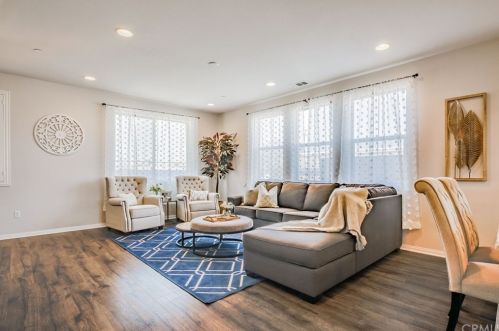 1021 Mandarin Pl, Fullerton CA  92833-4785 exterior