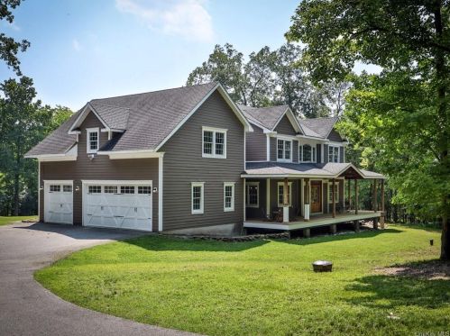 27 Stonehenge Rd, Warwick NY  10990-2354 exterior