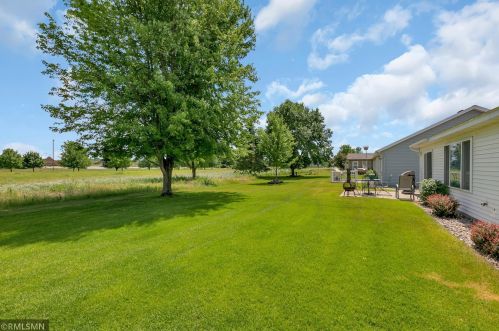 26 Willow Creek Dr, Saint Cloud MN  56387-1643 exterior