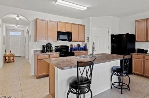1205 30th St, Cape Coral, FL 33904-3965