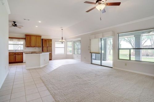 10721 Southerland Dr, Denton TX  76207-8681 exterior