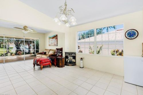 4199 Los Altos Ct, Naples FL  34109-1315 exterior