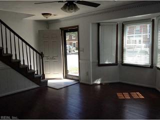 1234 Cedar Mill Sq, Chesapeake VA  23320-2745 exterior