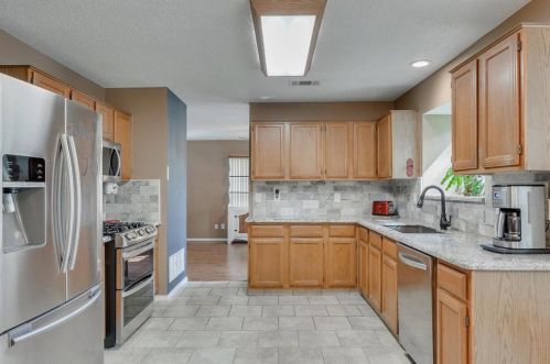 1401 Sedalia Ct, Lewisville TX  75028-2136 exterior