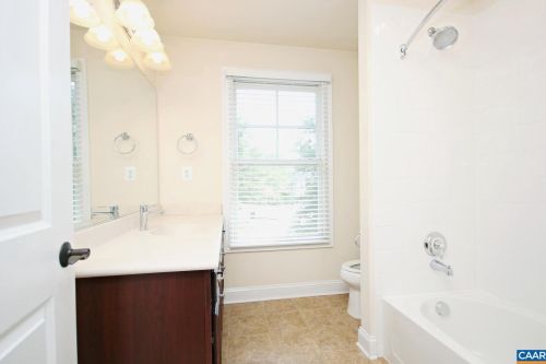 1064 Killdeer Ln, Crozet VA  22932-2831 exterior