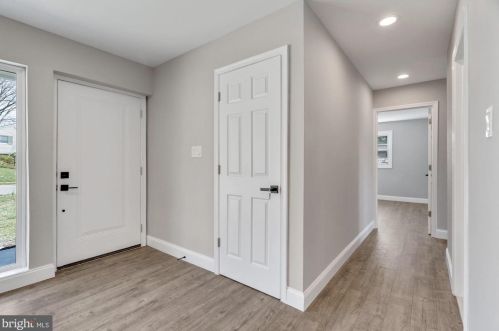 5222 Dalton Rd, Springfield VA  22151-3729 exterior