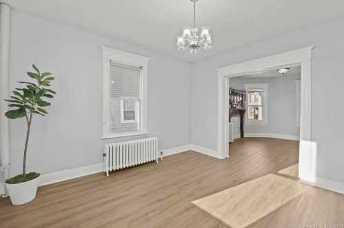 219 6th St, Bridgeport CT  06607-1046 exterior