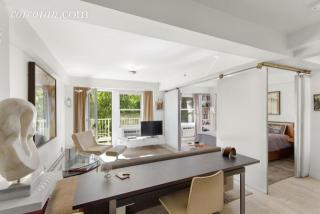 360 28th St, New York, NY 10001-4716
