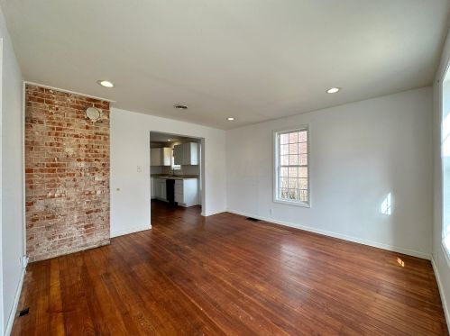 424 Church St, New Lexington, OH 43764-1307