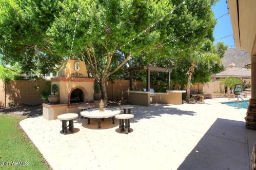 14202 14th St, Phoenix, AZ 85022-4443