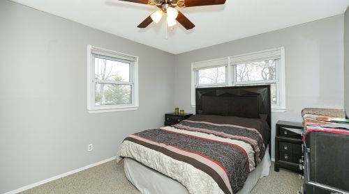 11 Blossom Ave, Holtsville NY  11742-1704 exterior