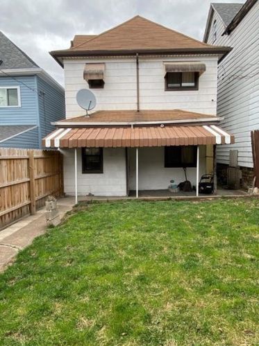 1334 Margaret St, Whitaker PA  15120-2050 exterior