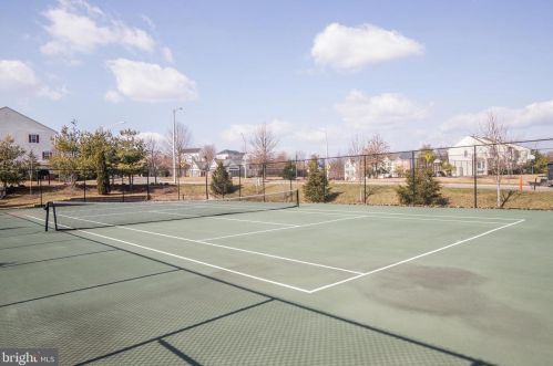 7366 Brunson Cir, Gainesville VA 20155 exterior