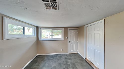 7819 17th Ave, Phoenix AZ  85021-7011 exterior