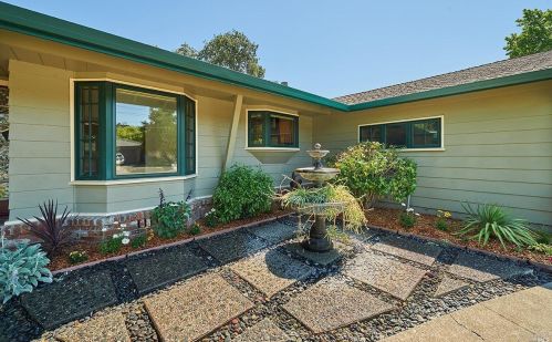 2421 Melbrook Way, Santa Rosa, CA 95405-6735