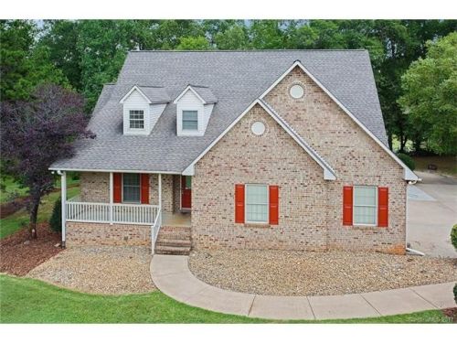 135 Oak Creek Dr, Rockwell, NC 28138-6775