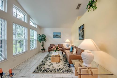 4406 25th Ave, Cape Coral, FL 33914-6132