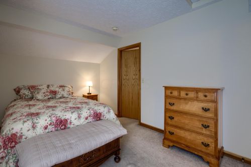 1390 Wild Horse Dr, Darbydale OH  43123-8540 exterior