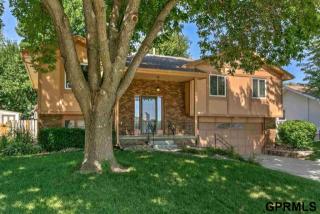2910 158th Cir, Omaha, NE 68130-1971