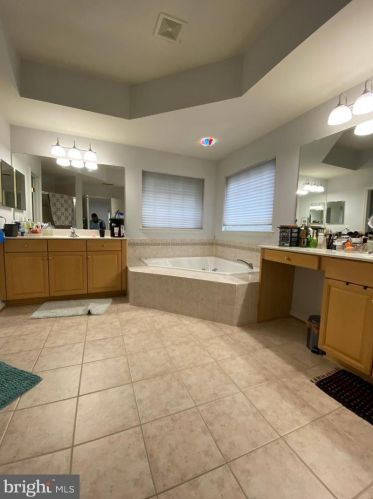 13008 Pilgrims Inn Dr, Woodbridge VA  22193-4989 exterior