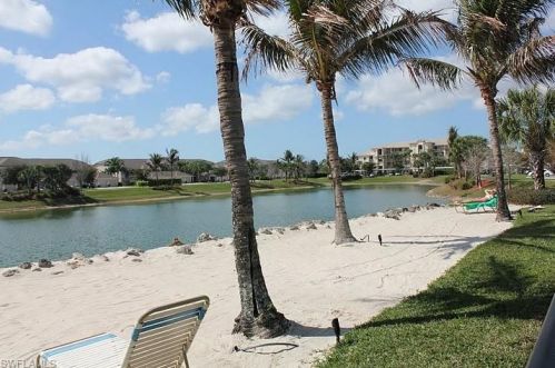 8680 Cedar Hammock Cir, Naples FL  34112-3321 exterior