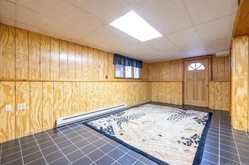 80 Mount Sumner Dr, Manchester CT  06043-7248 exterior