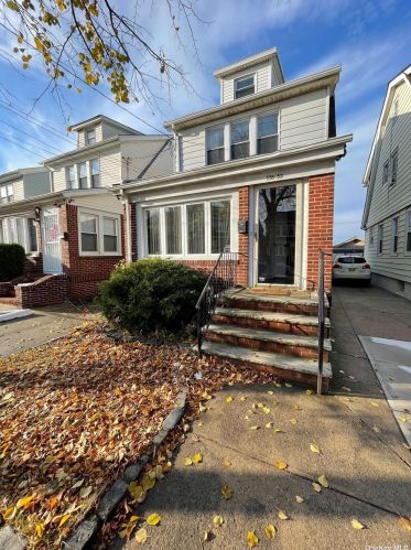 135-32 94th St, Jamaica, NY 11417-1716
