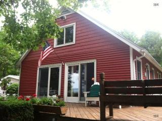5187 Plaster Pt, Cayuga, NY 13034-3124