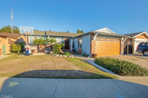 22712 Frigate Ave, Long Beach, CA 90745-4505