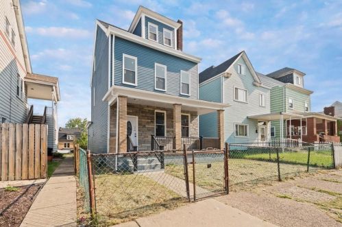 705 13th Ave, Whitaker, PA 15120-2019