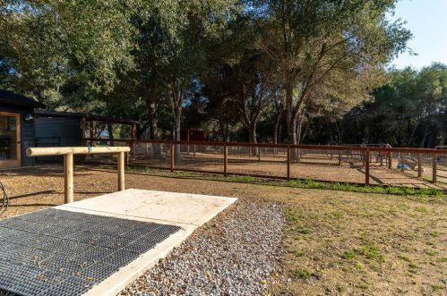 10555 Watsonville Rd, Gilroy CA  95020-9433 exterior