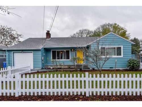 525 Dartmouth St, Gladstone, OR
