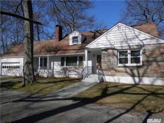 45 Woodland Dr, Smithtown, NY 11787-1847