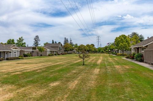 150 Milmar Way, Los Gatos CA  95032-3844 exterior