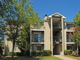 5650 Netherfield Pl, Fayetteville NC  28314-1360 exterior
