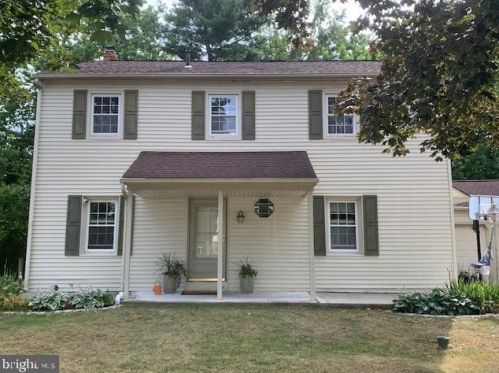 618 Caley Rd, Norristown, PA 19406-1555
